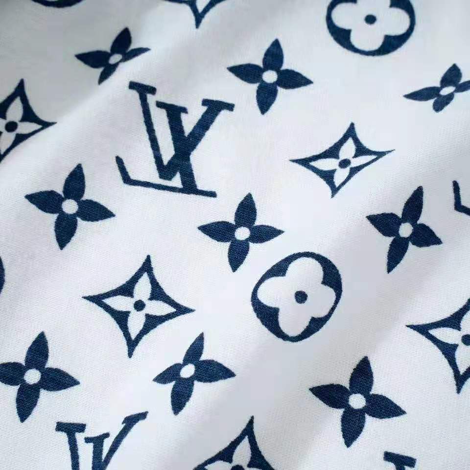 LOUIS VUITTON White Navy Monogram LV Escale Printed T-Shirt Small 2022  1A8QDI