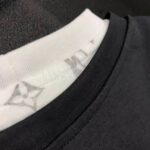 Louis Vuitton Women Layered Black T-Shirt Jersey Contrasting Peekaboo Monogram Print - immagine 10