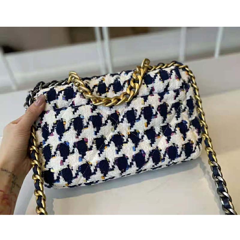 Chanel 21P Small Navy Multicolor Tweed Houndstooth Ribbon 19 Flap Bag  30ccs12