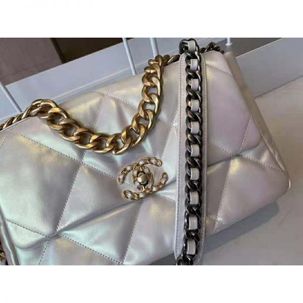 Chanel Women 19 Large Flap Bag Iridescent Calfskin Gold Silver-Tone & Ruthenium-Finish Metal White (4)