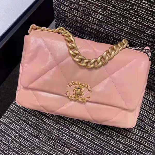 Chanel Women Chanel 19 Flap Bag Lambskin Gold Silver-Tone Ruthenium-Finish Metal Light Pink (14)