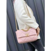 Chanel Women Chanel 19 Flap Bag Lambskin Gold Silver-Tone Ruthenium-Finish Metal Light Pink