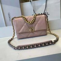 Chanel Women Chanel 19 Flap Bag Lambskin Gold Silver-Tone Ruthenium-Finish Metal Light Pink