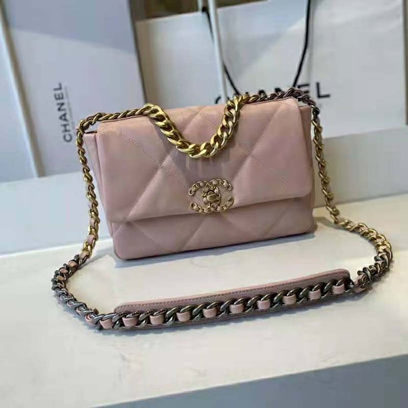 Chanel Women Chanel 19 Flap Bag Lambskin Gold Silver-Tone Ruthenium-Finish  Metal Light Pink - LULUX