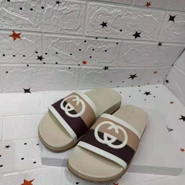 Gucci GG Unisex Interlocking G Slide Sandal Beige Ebony Interlocking G Striped Rubber (1)