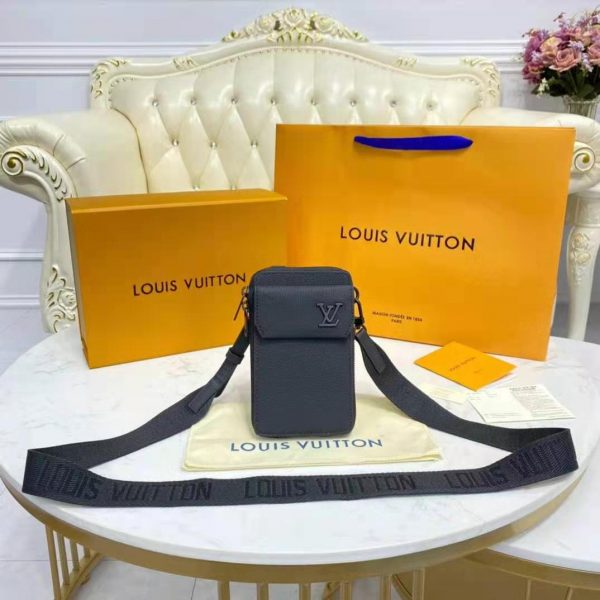 Louis Vuitton LV Unisex Aerogram Phone Pouch Black Grained Calf Cowhide Leather (6)