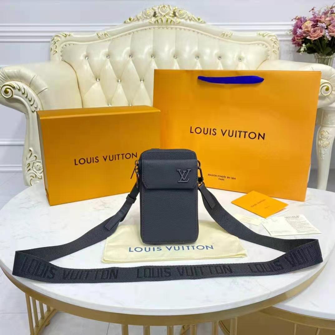 Louis Vuitton LV Unisex Aerogram Phone Pouch Black Grained Calf Cowhide  Leather - LULUX