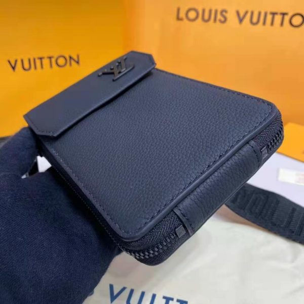 Louis Vuitton LV Unisex Aerogram Phone Pouch Black Grained Calf Cowhide Leather (9)