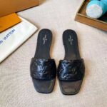 Louis Vuitton LV Women Revival Flat Mule Black Monogram-Embossed Lambskin – Bild 5