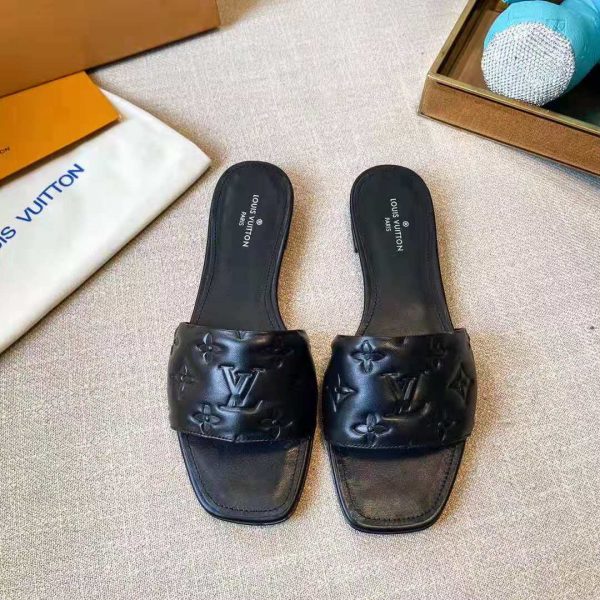 Louis Vuitton LV Women Revival Flat mule Black Monogram-Embossed Lambskin (2)