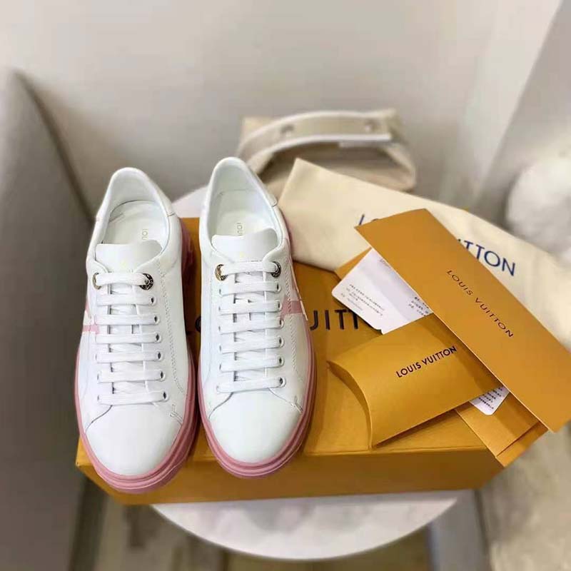 Louis Vuitton TIME OUT SNEAKER light pink