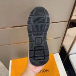 Louis Vuitton Men Run Away Sneaker Black Mix of Materials Monogram Flowers - Imagen 11