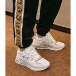 Louis Vuitton Men Run Away Sneaker White Mix of Materials Monogram Flowers - Bild 11