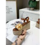 Louis Vuitton Women Boundary Wedge Sandal Raffia and Tan Calf Leather - Bild 7