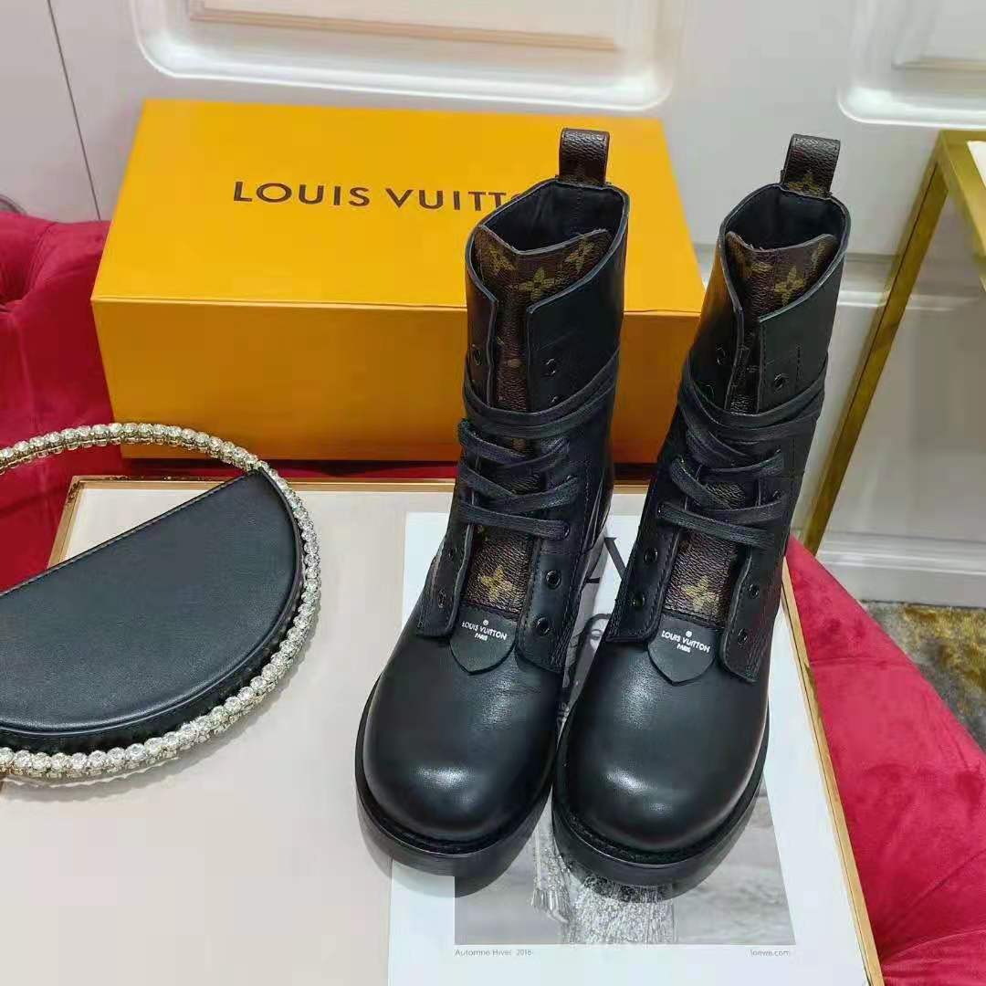 LOUIS VUITTON Wonderland Flat Ranger Patent Monogram Canvas Boot