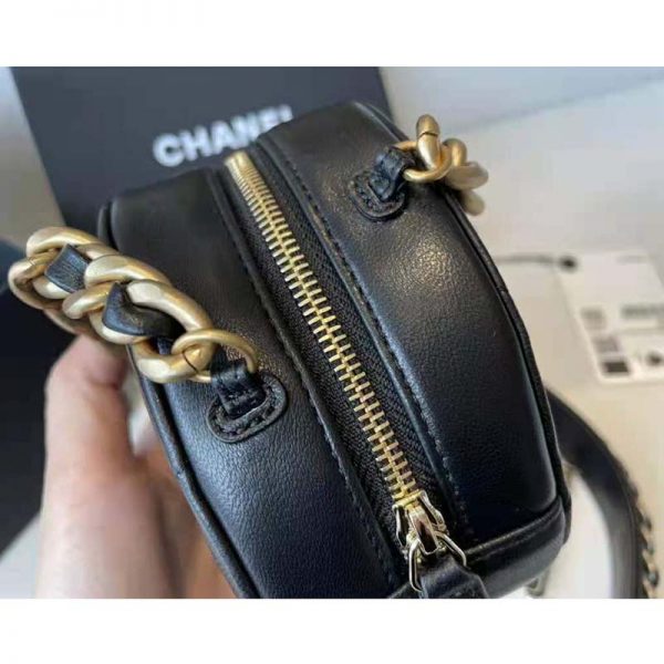 Chanel Women Chanel 19 Clutch with Chain Lambskin Gold Silver-Tone & Ruthenium Black (7)