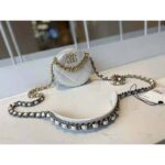 Chanel Women Chanel 19 Clutch with Chain Lambskin Gold Silver-Tone Ruthenium White - immagine 5