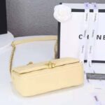 Chanel Women Flap Bag Shiny Lambskin & Gold-Tone Metal Yellow - Bild 6