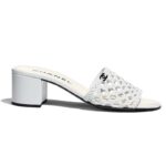 Mules Chanel Femme Cuir de Chèvre Tressé Brillant Blanc Talon 4,5 cm