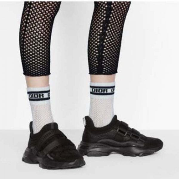 Dior Women D-Wander Sneaker Uber Black Dior Oblique Technical Fabric (2)