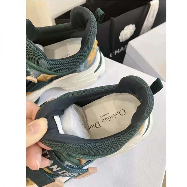 Dior Women D-Wander Sneaker Uber Cypress Green Camouflage Tie & Dior Technical Fabric (13)