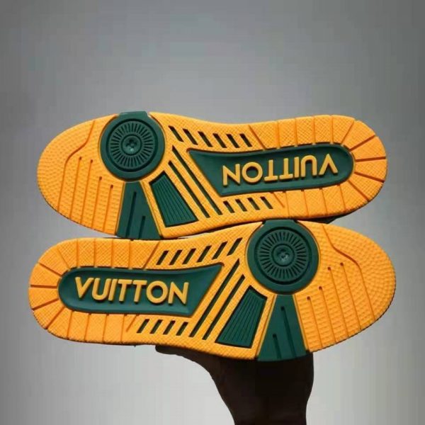 Louis Vuitton LV Unisex LV Trainer Sneaker Green Monogram-Embossed Grained Calf Leather (11)