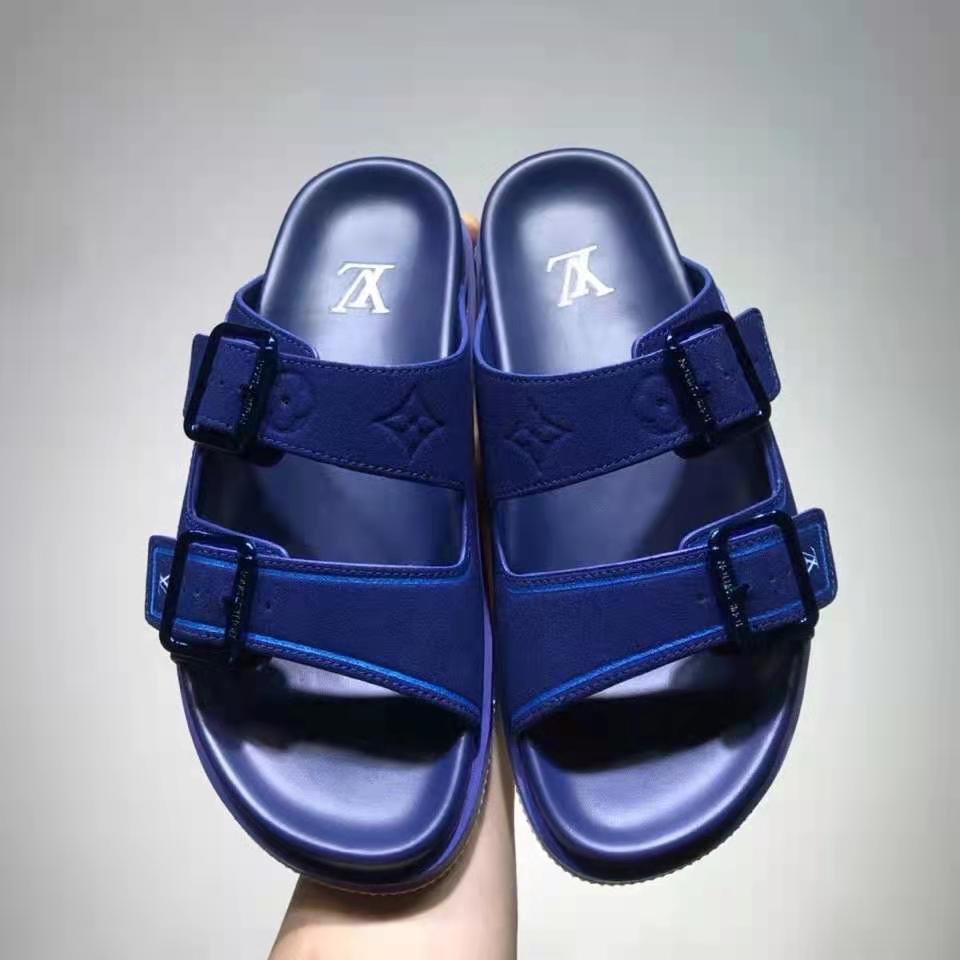 Louis Vuitton Mules LV new Escale collection blue Leather ref.197802 - Joli  Closet