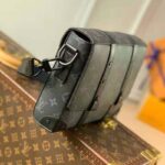 Louis Vuitton Unisex Trunk Messenger Monogram Eclipse Coated Canvas - immagine 5