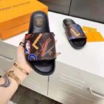 Louis Vuitton Unisex Waterfront Mule Ebene Monogram Rubber Fully Waterproof - immagine 9