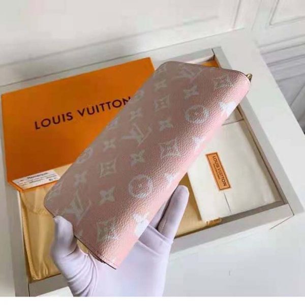 Louis Vuitton Unisex Zippy Wallet Mist Gray Monogram Coated Canvas Cowhide Leather (4)
