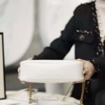 Gucci GG Women GG Marmont Small Matelassé Shoulder Bag White Double G – Image 7