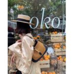 Gucci GG Women Jackie 1961 Small Shoulder Bag Camel Straw Effect Fabric Blue Leather – Bild 7