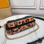 Louis Vuitton LV Unisex Black Multi Pochette Accessoires Embossed Supple Grained Cowhide - Imagen 5