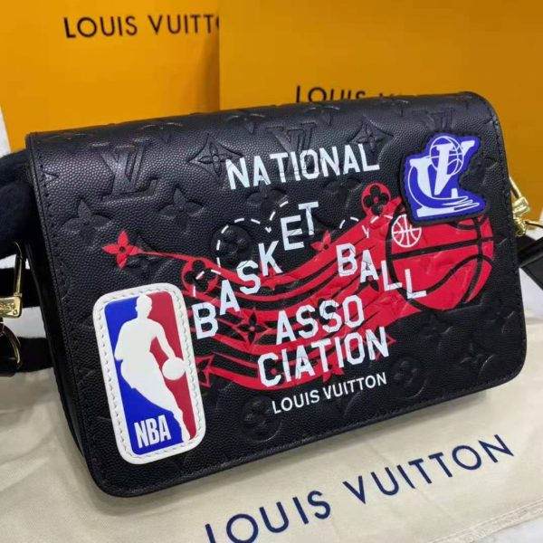 Louis Vuitton LV Unisex LVXNBA Studio Messenger Bag Black Cowhide Leather (13)