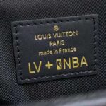 Louis Vuitton LV Unisex LVXNBA Studio Messenger Bag Black Cowhide Leather - Bild 16