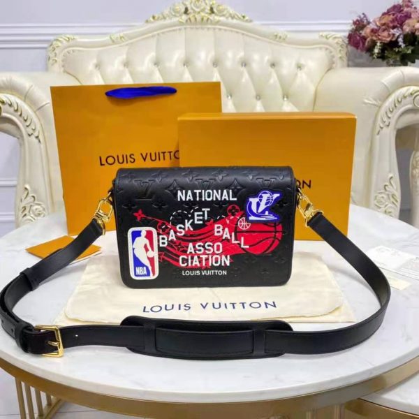 Louis Vuitton LV Unisex LVXNBA Studio Messenger Bag Black Cowhide Leather (9)
