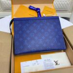 Louis Vuitton LV Unisex Pochette Voyage MM Taiga Cowhide Leather Monogram Eclipse Coated Canvas - Bild 3