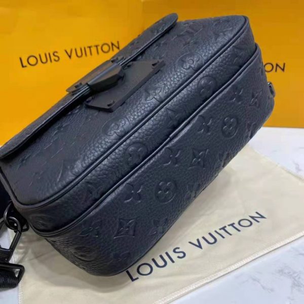 Louis Vuitton LV Unisex S Lock Messenger Black Monogram Embossed Taurillon Cowhide Leather (11)