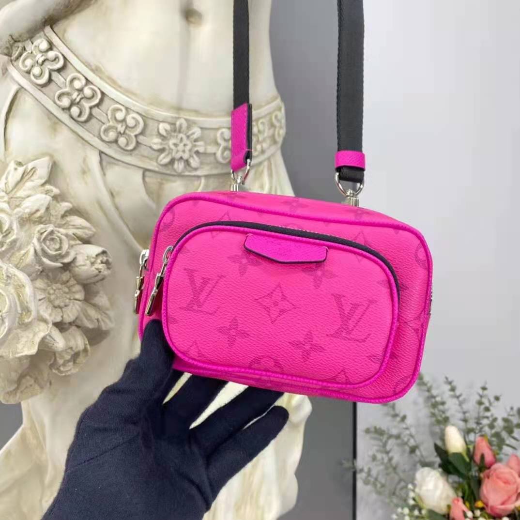 Louis Vuitton 2021 Taigarama Outdoor Pouch - Pink Mini Bags, Handbags -  LOU418235