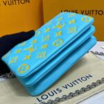 Louis Vuitton LV Women Pochette Coussin Green Monogram Embossed Lambskin – Bild 5