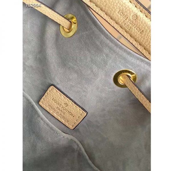 Louis Vuitton Unisex Lockme Bucket Bag Arizona Greige Grained Calf Leather (10)