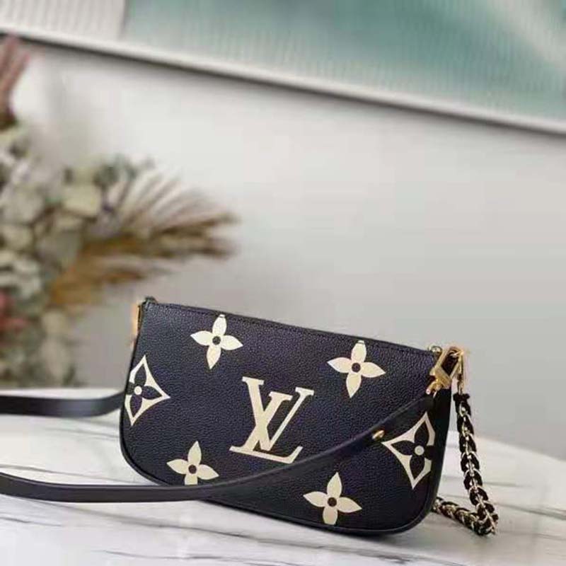 Louis Vuitton Multi Pochette Accessoires Black/Beige in Cowhide