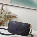 Louis Vuitton Women Multi Pochette Accessoires Embossed Supple Grained Cowhide Leather - immagine 3