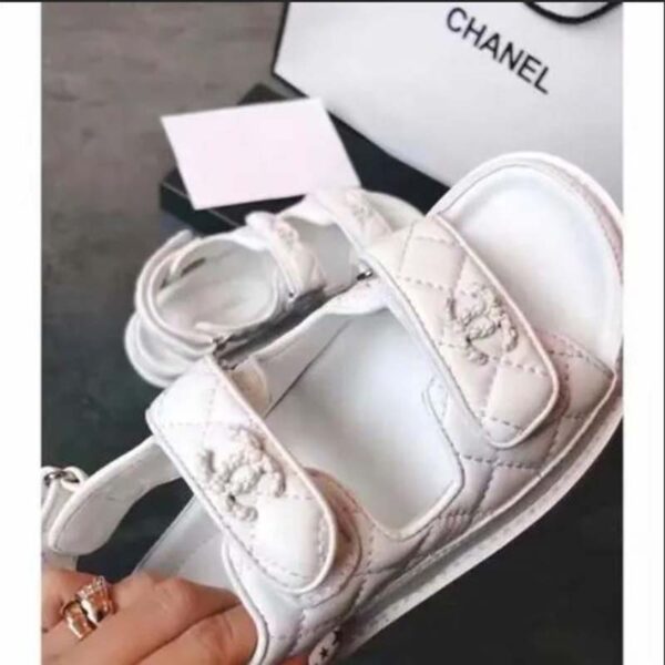 Chanel Women Open Toe Sandal in Calfskin Leather-White (4)