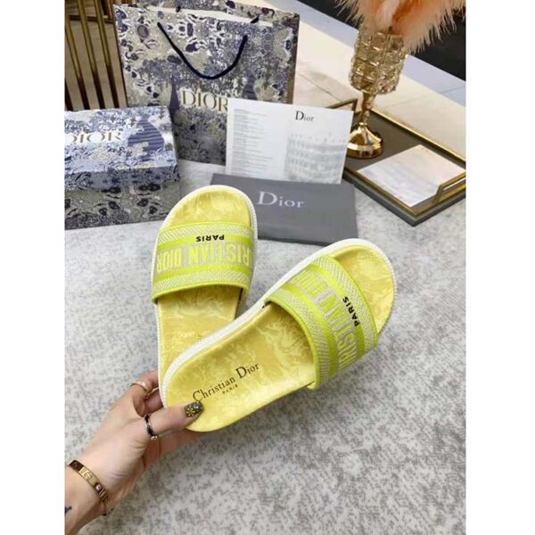 Dior Women Shoes Dway Slide Lime Toile De Jouy Reverse Embroidered Cotton (7)