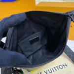 Louis Vuitton LV Unisex Cruiser Messenger Monogram Coated Canvas Cowhide Leather - Image 16