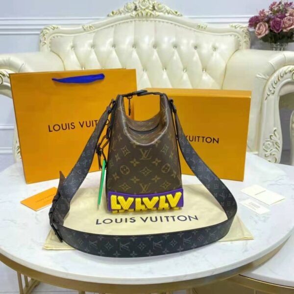 Louis Vuitton LV Unisex Cruiser Messenger Monogram Coated Canvas Cowhide Leather (13)