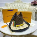 Louis Vuitton LV Unisex Cruiser Messenger Monogram Coated Canvas Cowhide Leather - Image 6