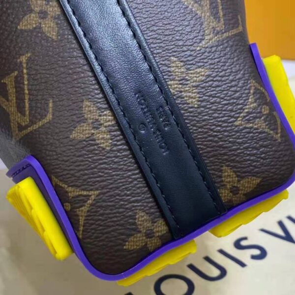 Louis Vuitton LV Unisex Cruiser Messenger Monogram Coated Canvas Cowhide Leather (7)