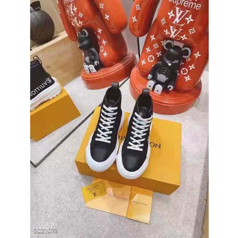 LV SQUAD SNEAKER BOOT